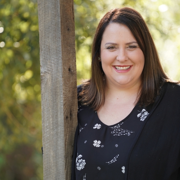 Meet your Posher, Keely - Picture 1 of 1